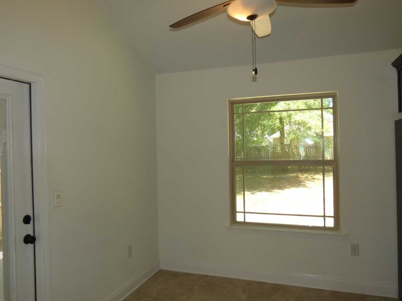 4836 Covenant Cir - Photo 7 of 20