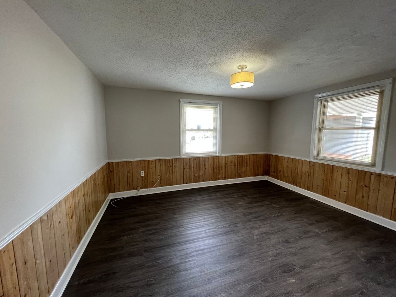 1508 Beechwood Dr - Photo 5 of 10