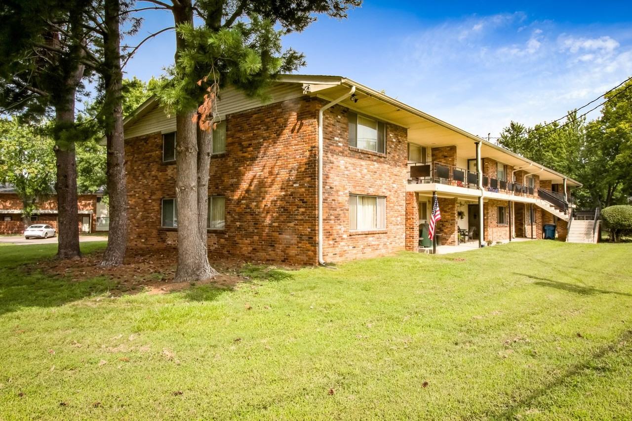 Elysian Garden Apartments and Townhomes - Photo 3 of 11