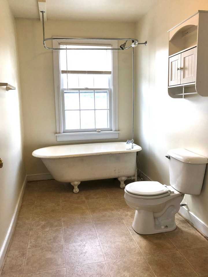 2617 E Clay St - Photo 7 of 9