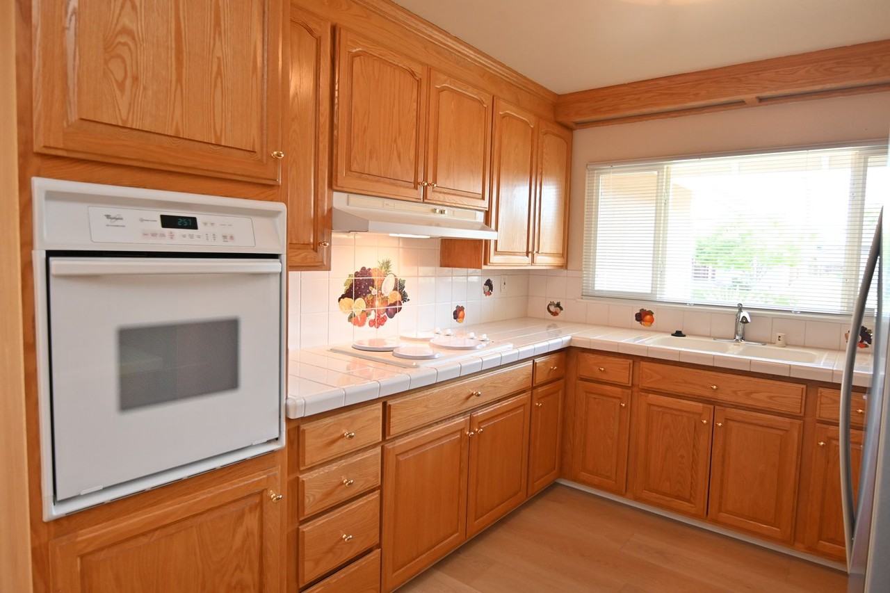 3421 Eden Dr - Photo 6 of 30