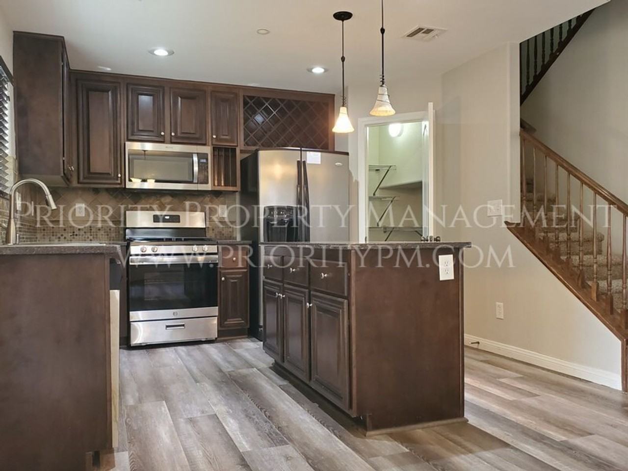 1166 Paradise Safari Dr - Photo 3 of 18