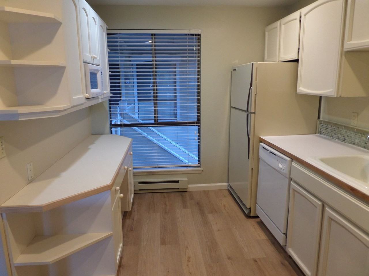 10218 Ne 16th St - Photo 2 of 26