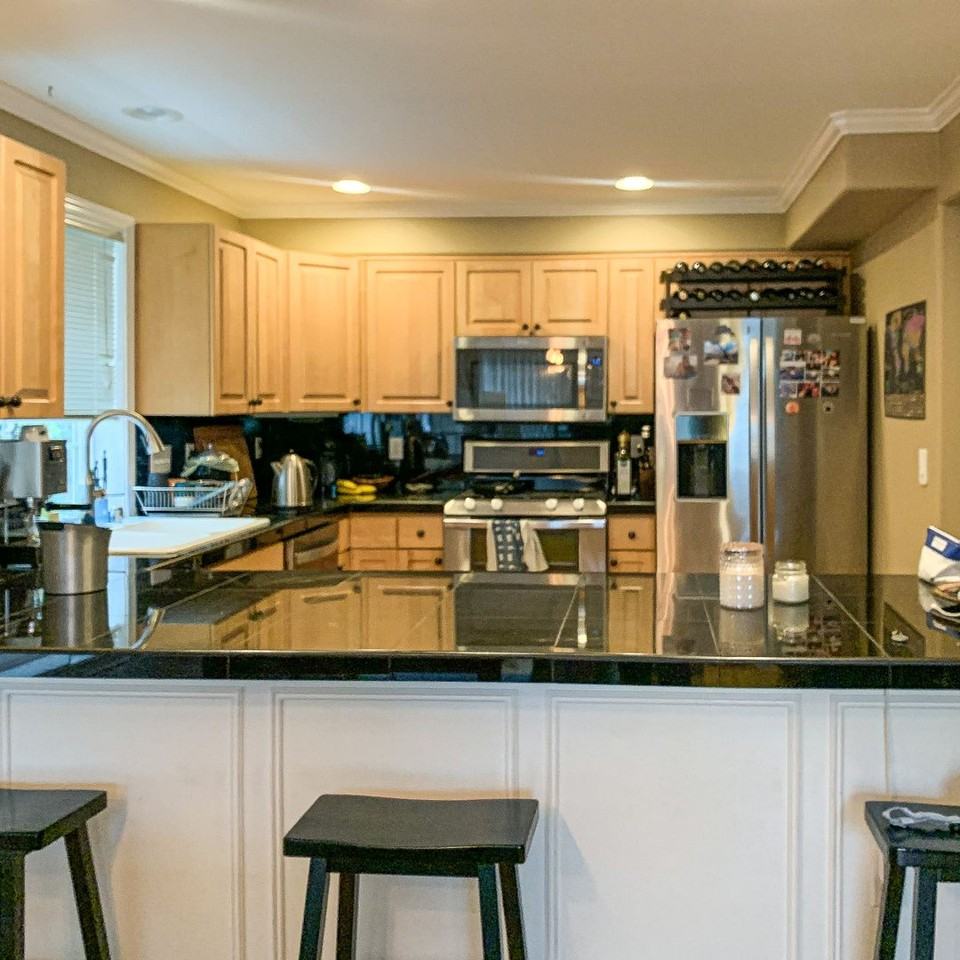 3623B Phinney Ave N - Photo 7 of 11