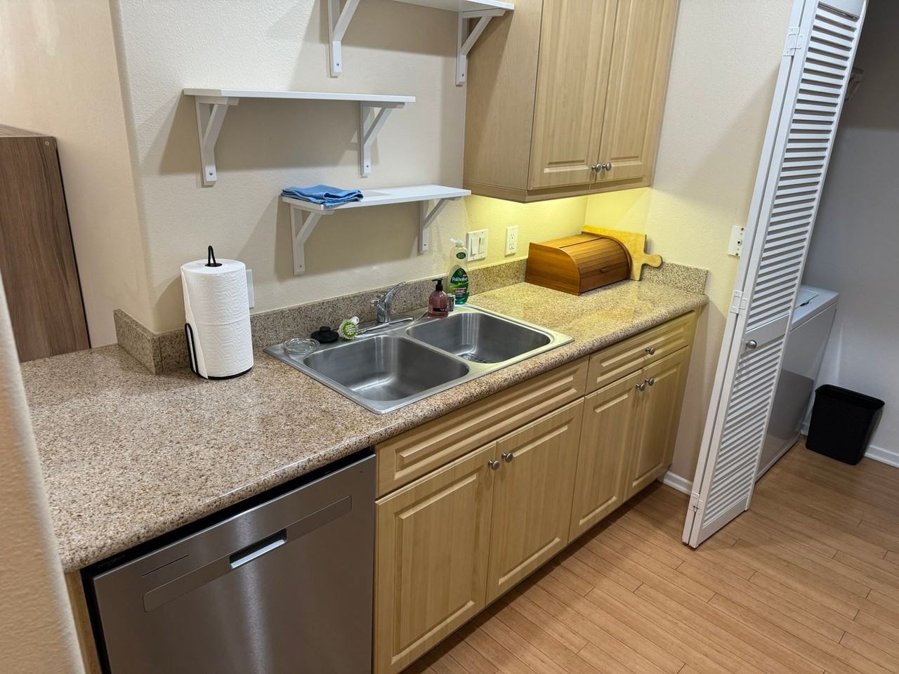 2434 Watermarke Pl - Photo 6 of 15