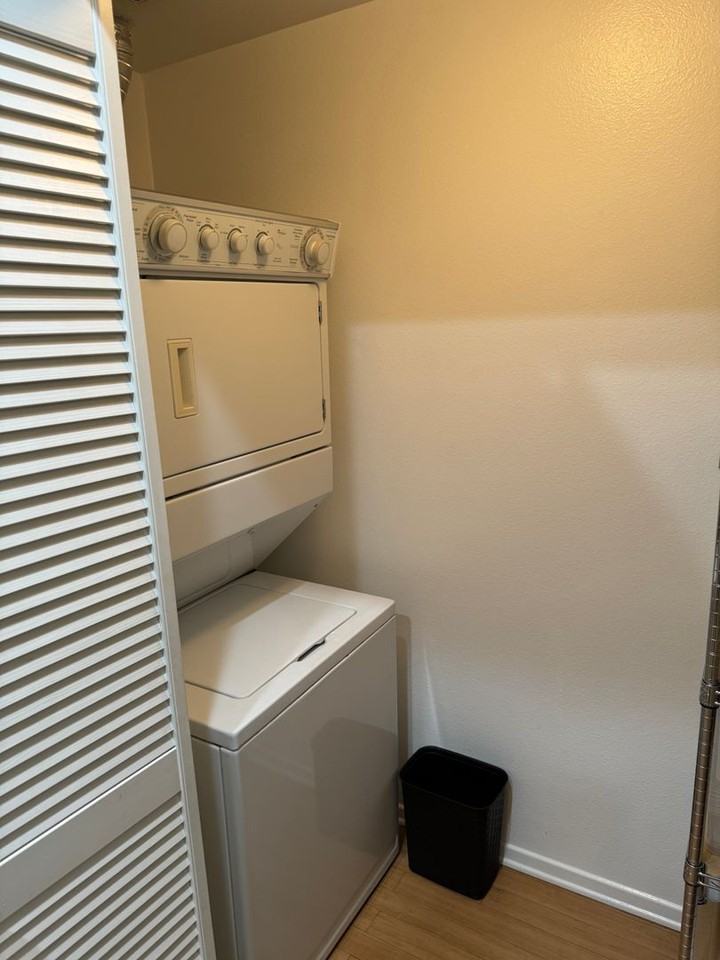 2434 Watermarke Pl - Photo 7 of 15