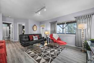3100 Nw Golf View Dr - Photo 1 of 1