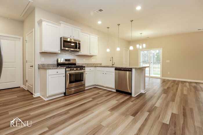 582 Wayton Cir - Photo 2 of 17