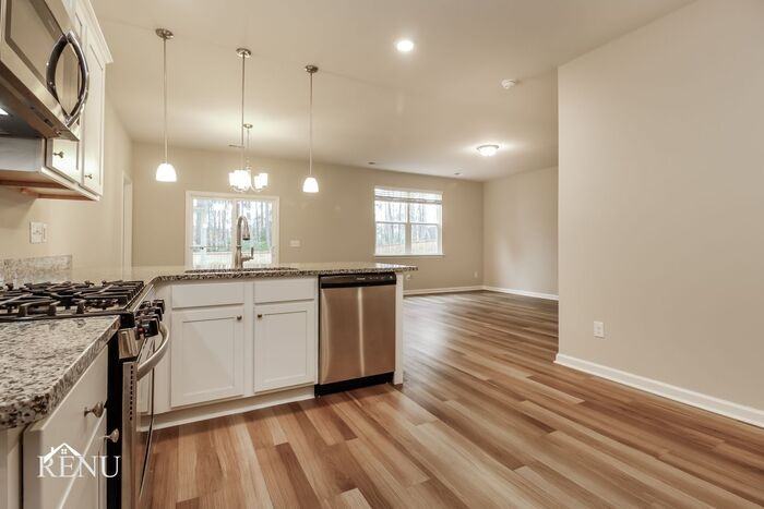 582 Wayton Cir - Photo 3 of 17