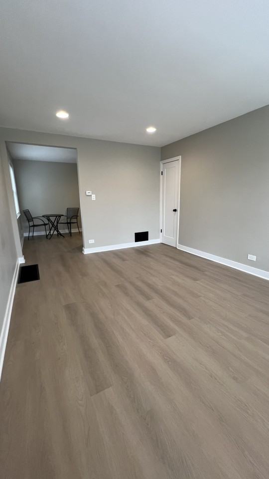 4835 Hull St #1E - Photo 4 of 18