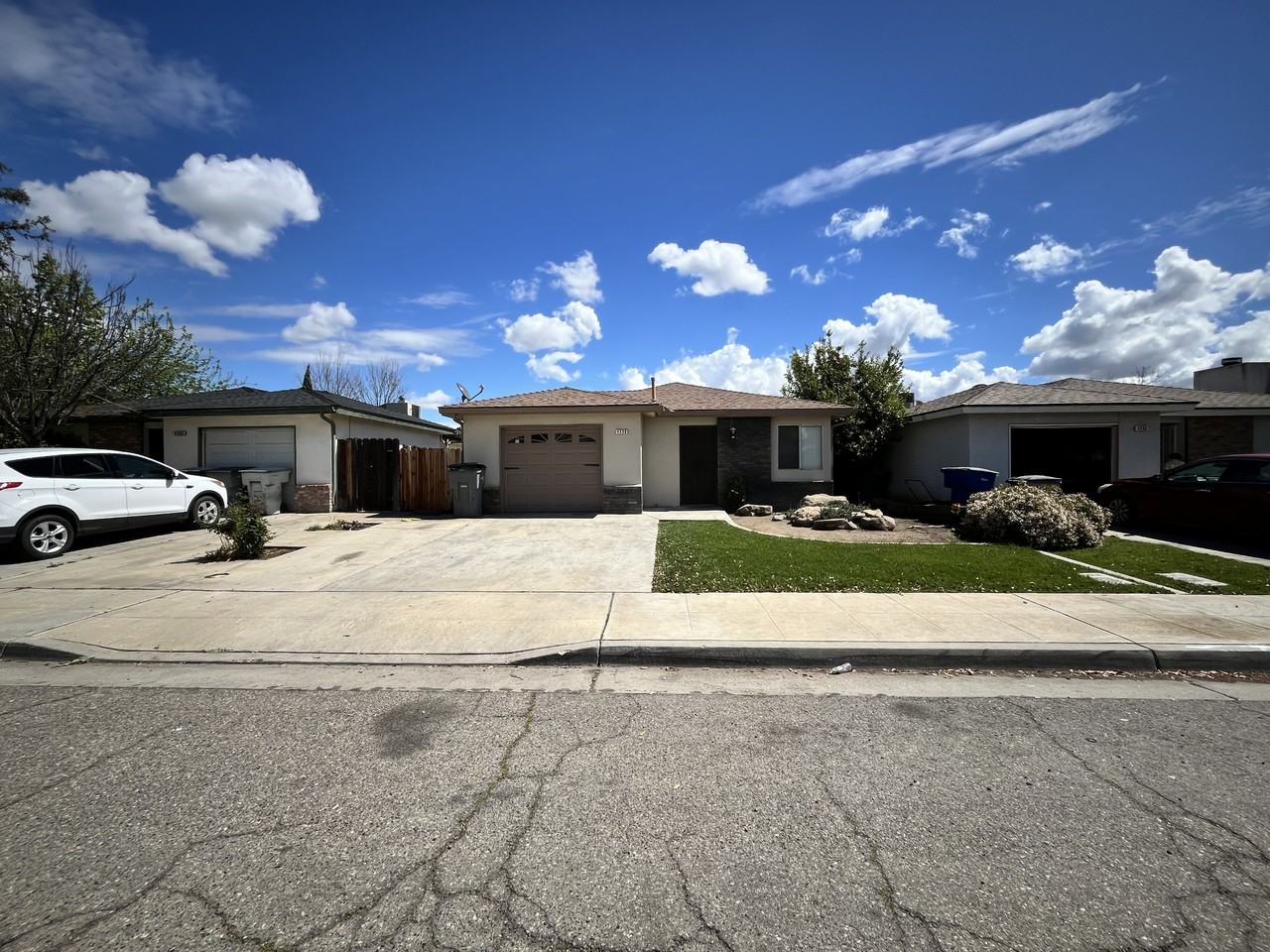 4358 N Ellendale Ave #NA - Photo 2 of 16