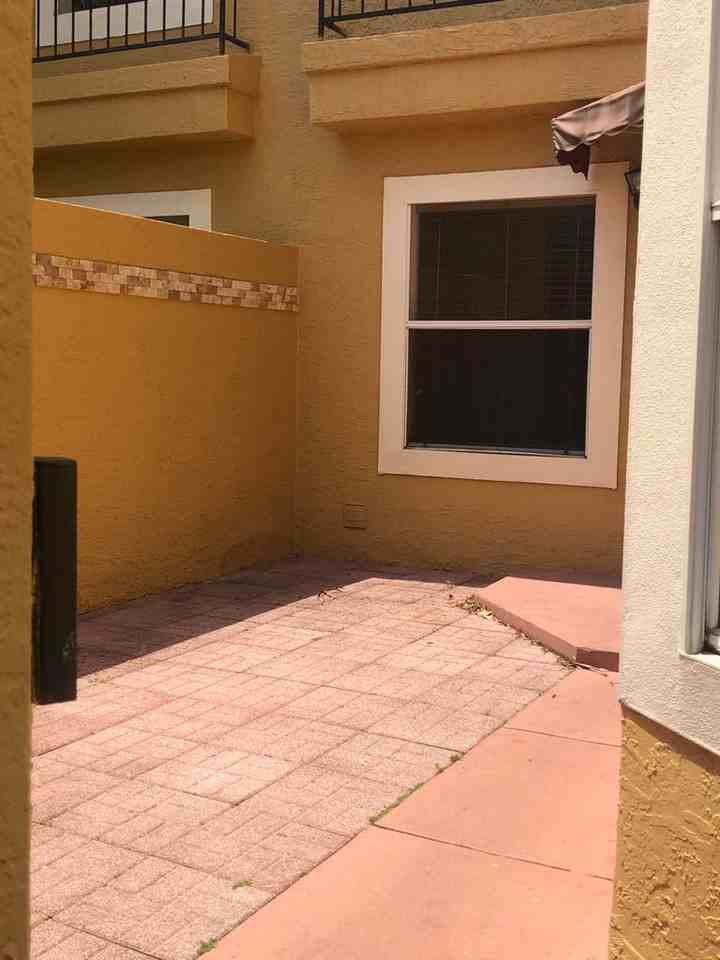 755 Cove Way #0 - Photo 6 of 31