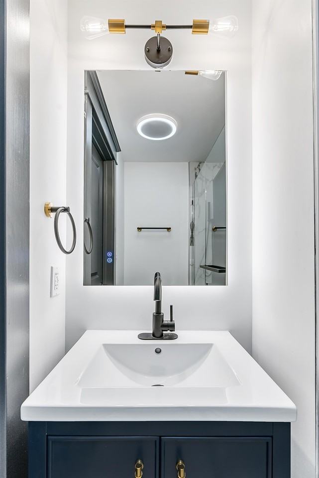 4512 Chouteau Ave Apt 1w #1W - Photo 6 of 10