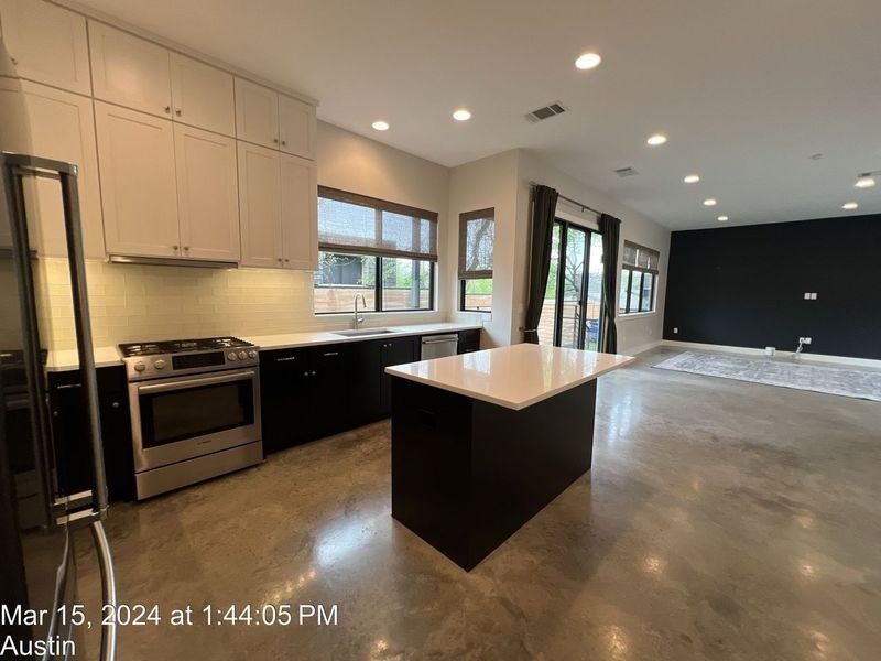 1120 Fairmount Ave #B - Photo 4 of 42
