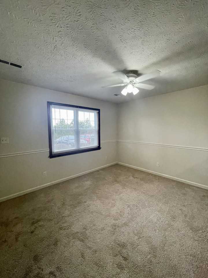 1141 Homestead Garden Ct #35 - Photo 5 of 19