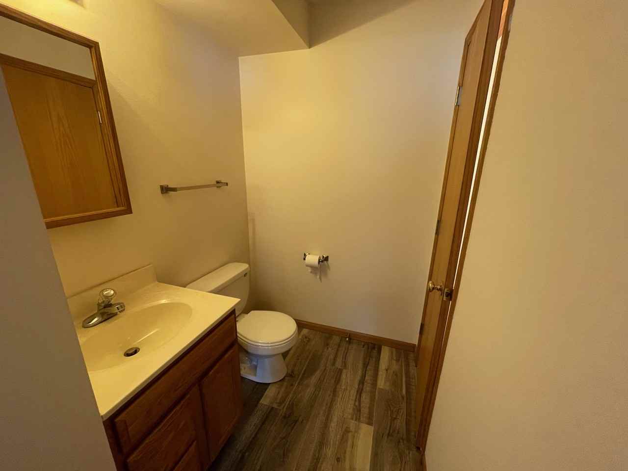 321 S Garfield Ave #321B - Photo 5 of 10