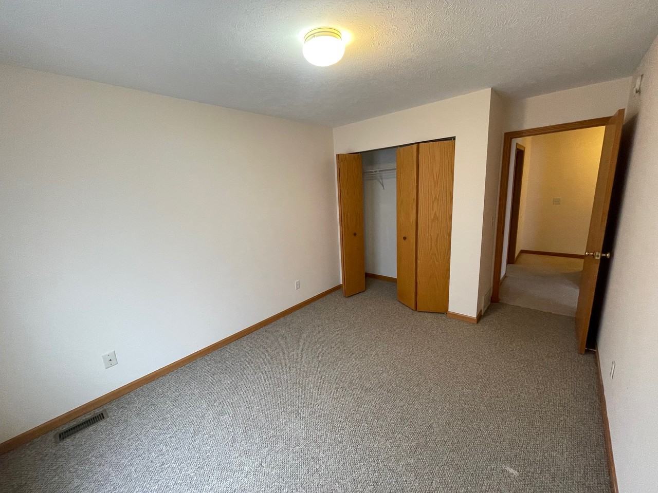321 S Garfield Ave #321B - Photo 6 of 10