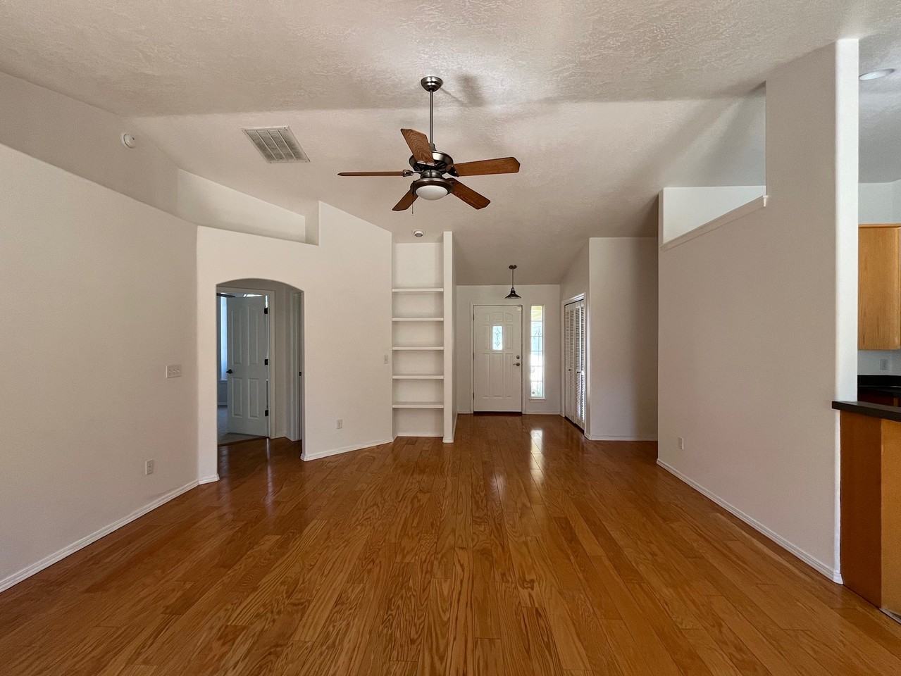 11917 W Lewisburg Ct #1 - Photo 3 of 19