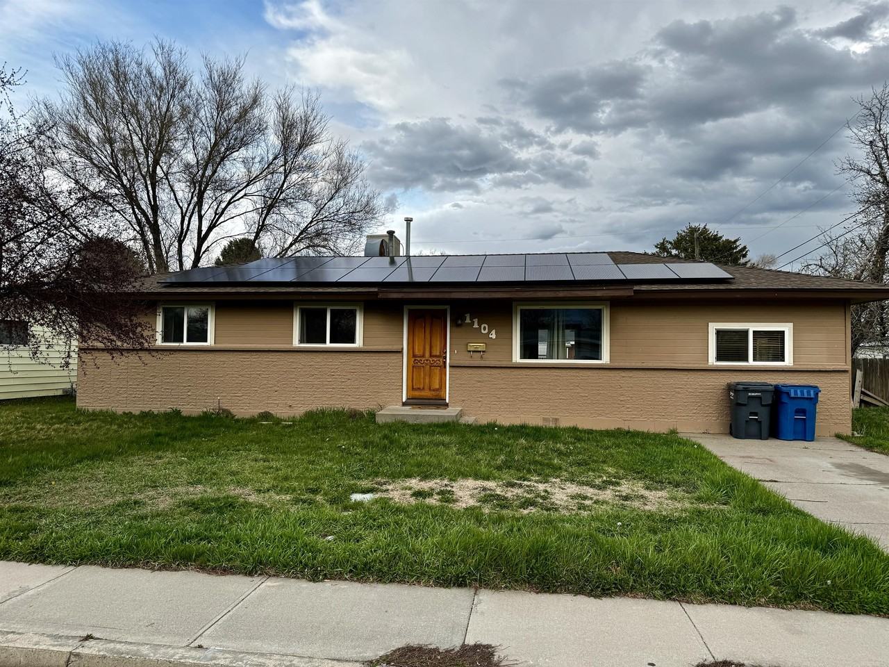 1104 Phelps Dr #1 - Photo 2 of 49