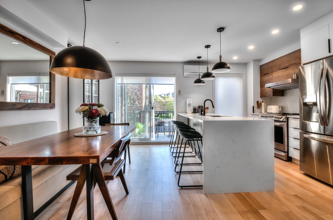 3154 Boulevard LaSalle - Photo 2 of 15