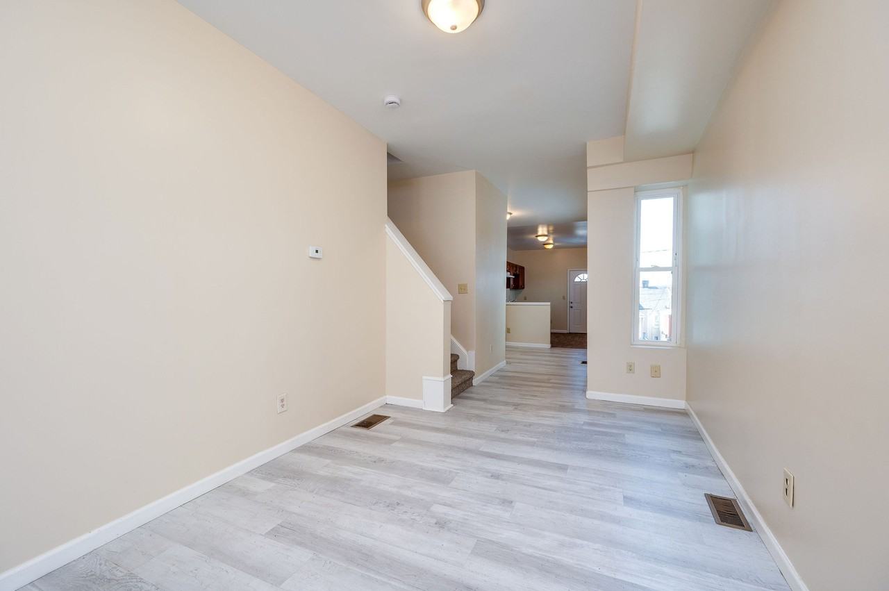 520-A Birch St #1 - Photo 2 of 20