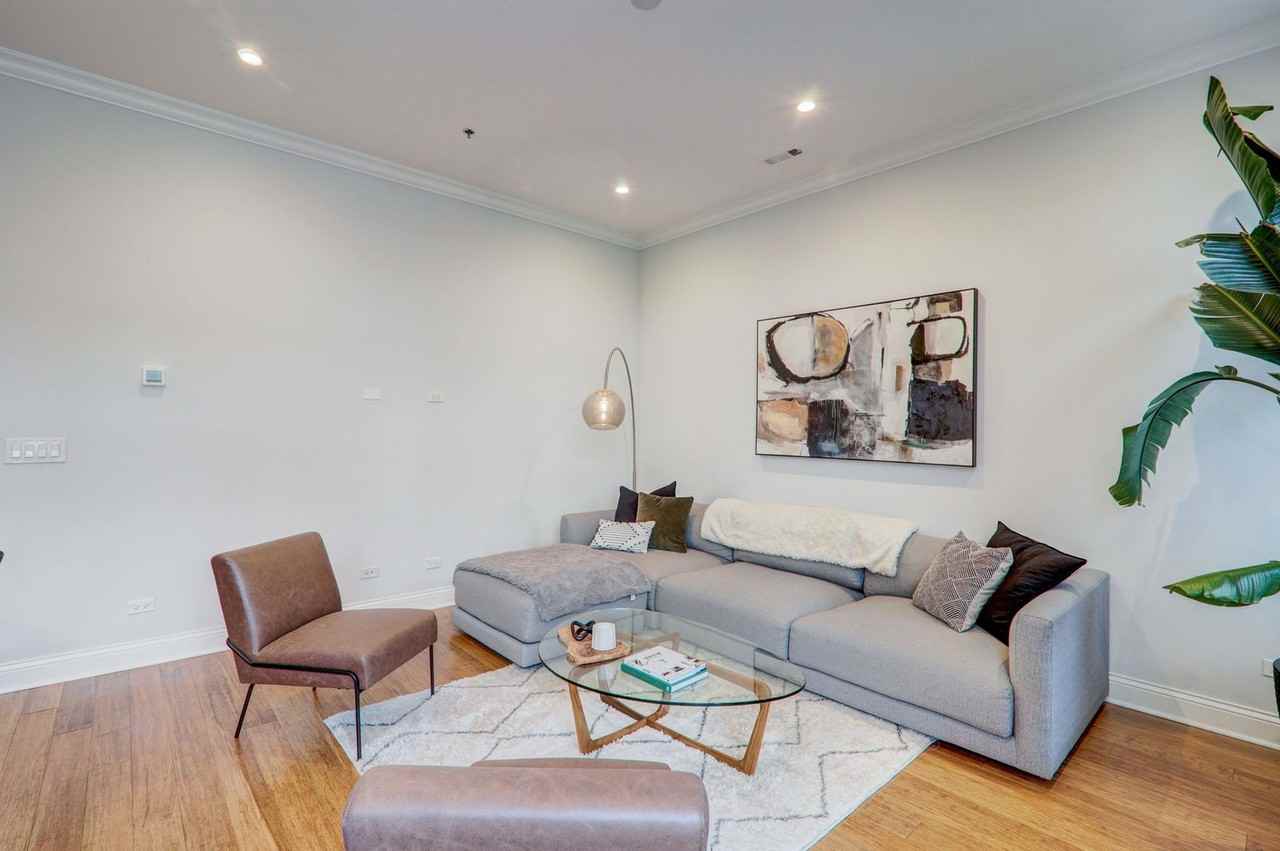 33 South Ashland LLC - Photo 3 of 13