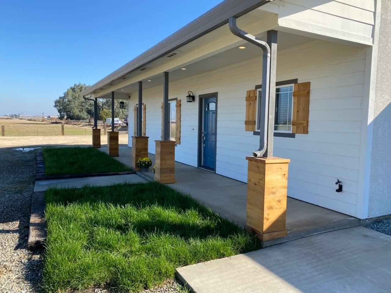 19511 Williams Ave - Photo 2 of 33