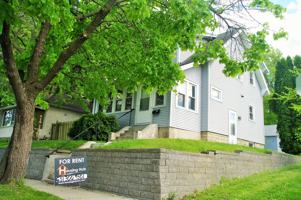 featured image of 266 Belvidere St E