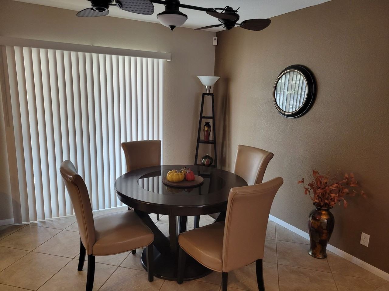 3740 Breakwater Dr - Photo 5 of 21