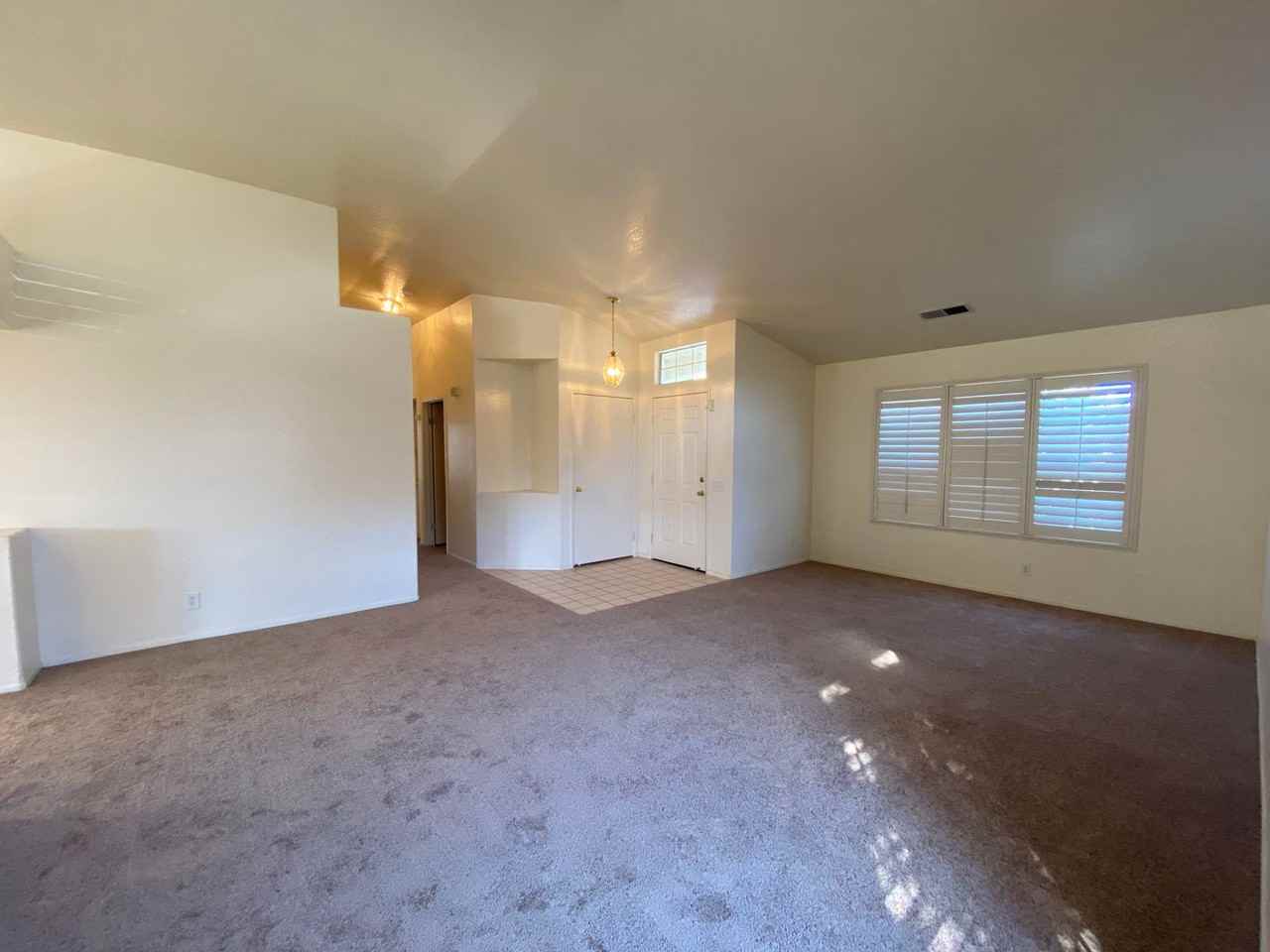 1232 Lake Park Ave - Photo 3 of 19