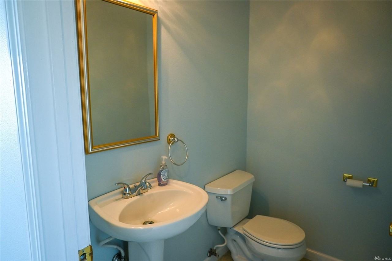 1467 E Ocean Shores Blvd Sw #EAST - Photo 7 of 18
