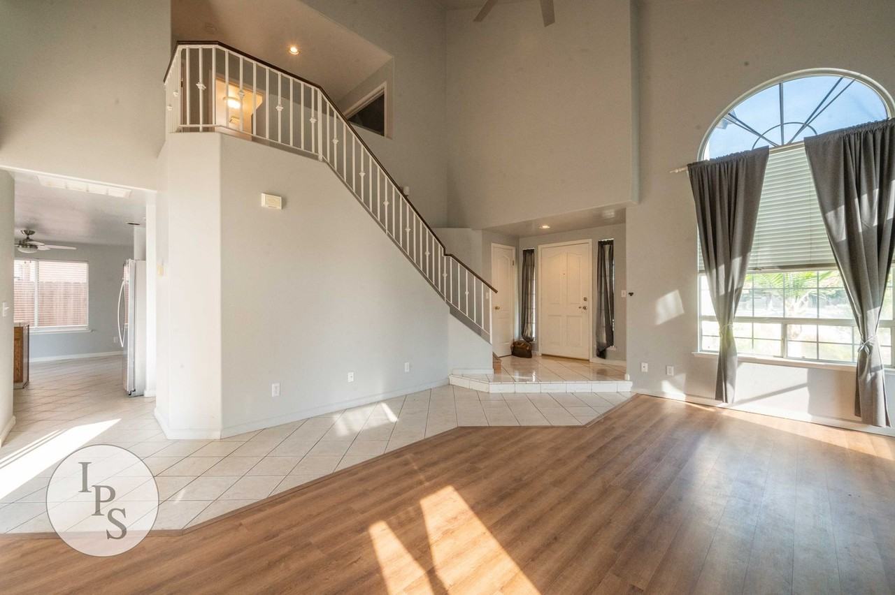 3676 Baron Ave - Photo 6 of 29