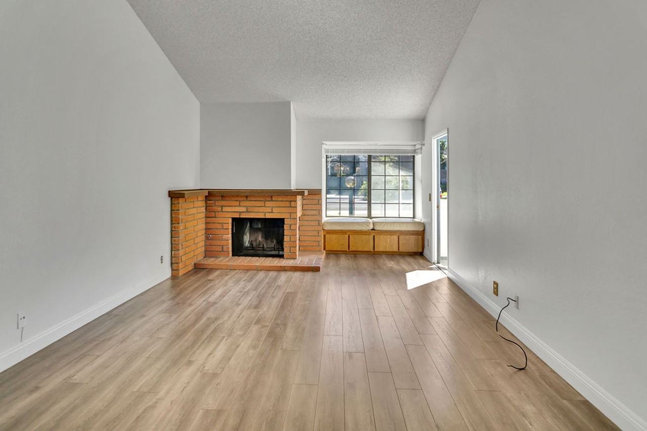 8878 Regents Rd #203 - Photo 5 of 22