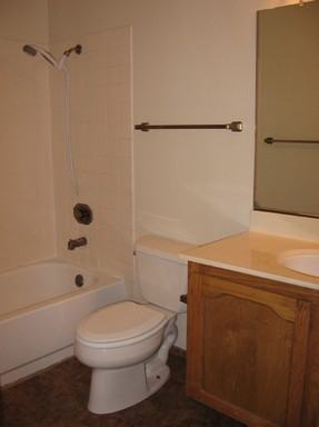 4750 Lago Vista Cir - Photo 3 of 8