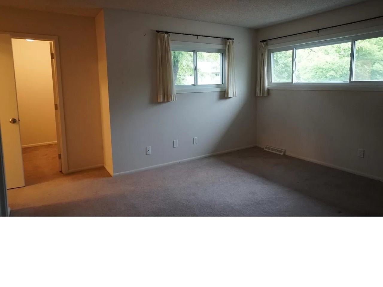 1589 Bradley Dr - Photo 2 of 23