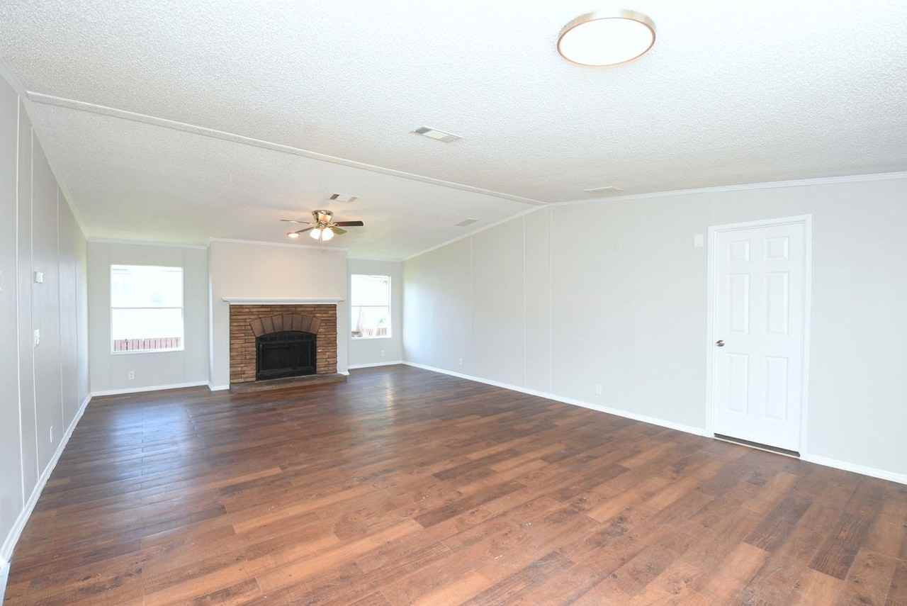 12767 Roy Harris Loop - Photo 2 of 32