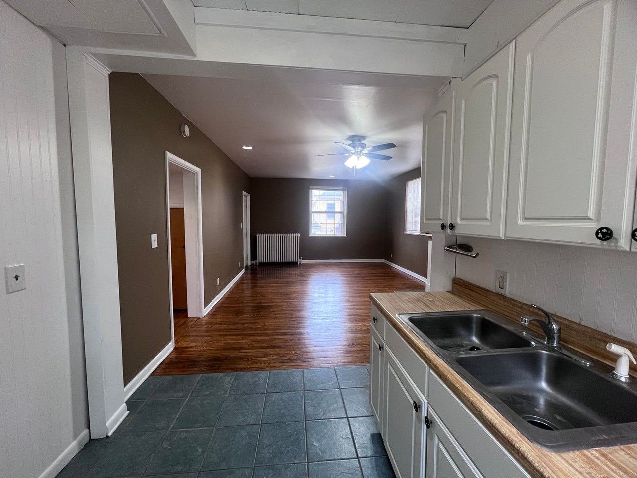 15 College Ave Ne - Photo 7 of 14