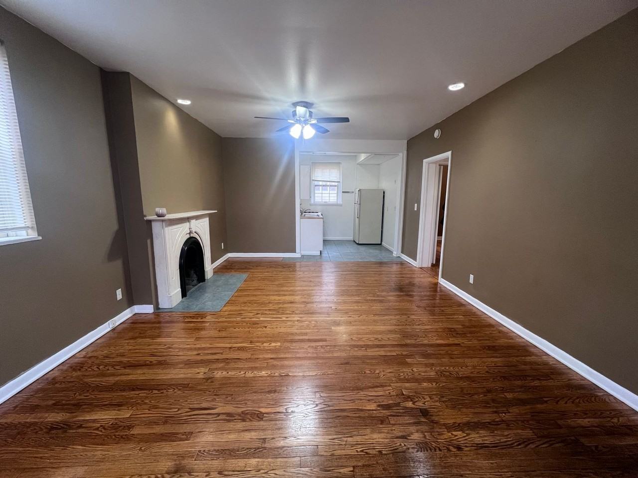 15 College Ave Ne - Photo 4 of 14