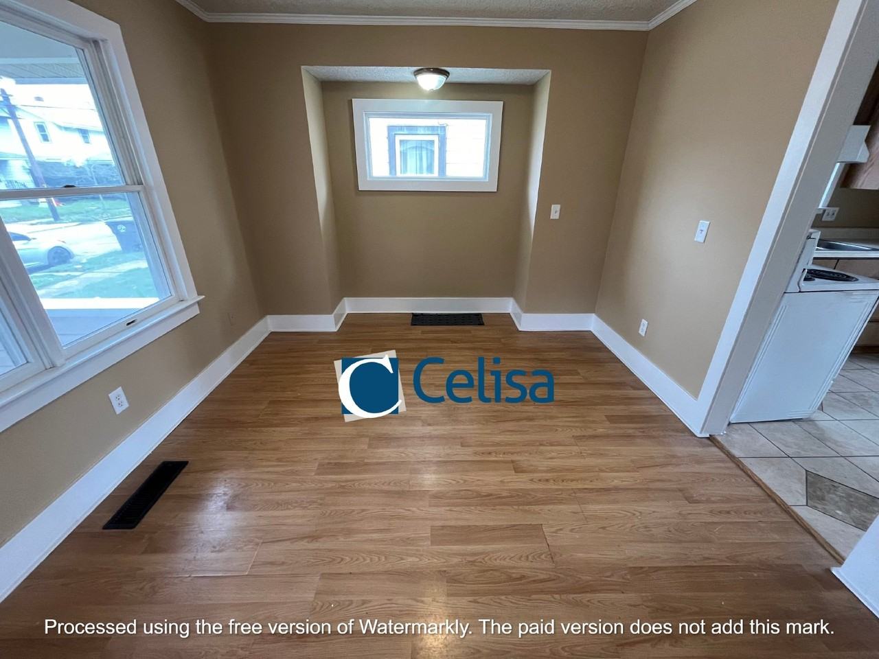 419 Lexington Ave - Photo 3 of 5