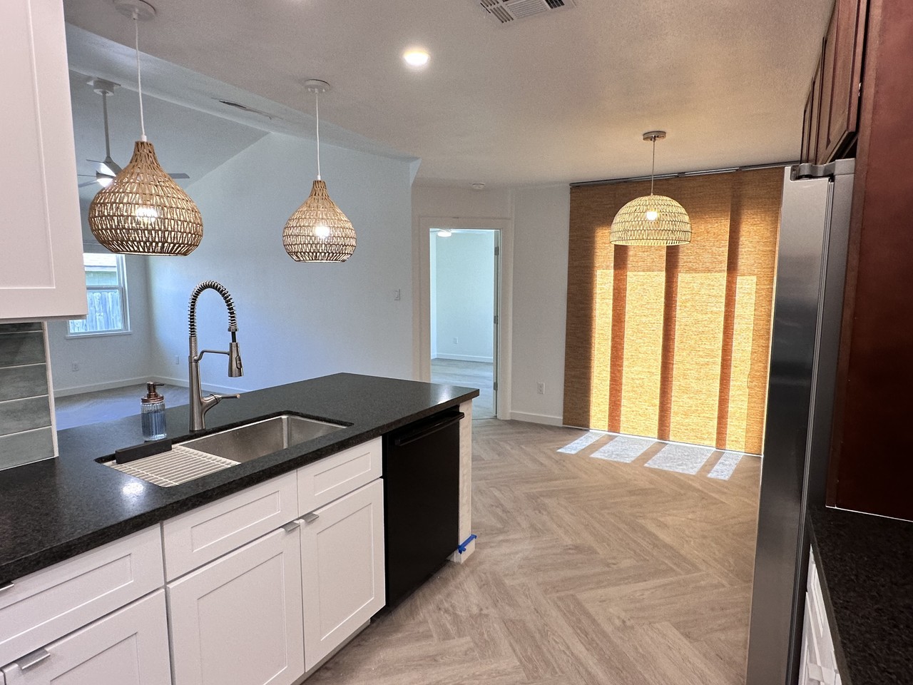 1013 Kavanagh Dr #NA - Photo 7 of 28