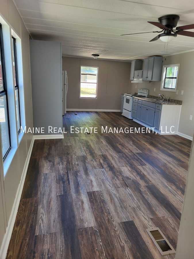 705 Robarts Rd - Photo 3 of 20