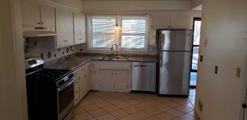 7529 18th Ave S - Photo 2 of 29