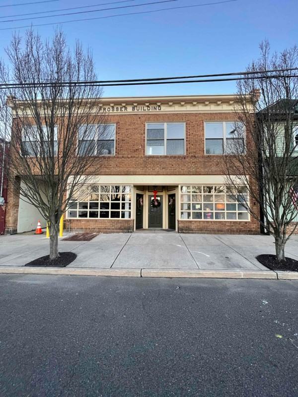 113 W Jersey Ave - Photo 3 of 7