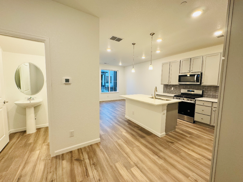 475 Millwall Cir - Photo 3 of 13