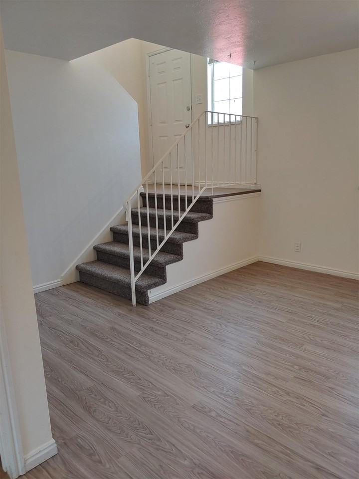 1731/1733/1735/1737 W. 800 N. - 1733 #1733 - Photo 2 of 37