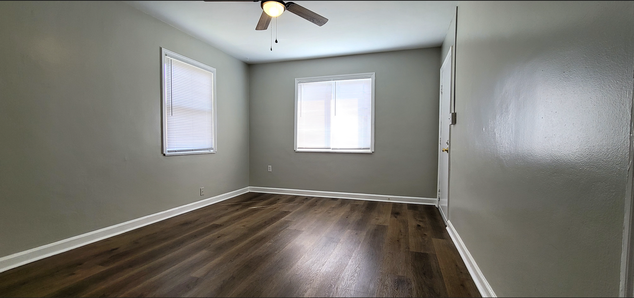 231 East Xenia Drive - Photo 6 of 27