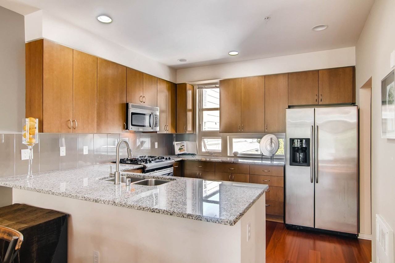 15209 Ne 81st Way - Photo 6 of 27