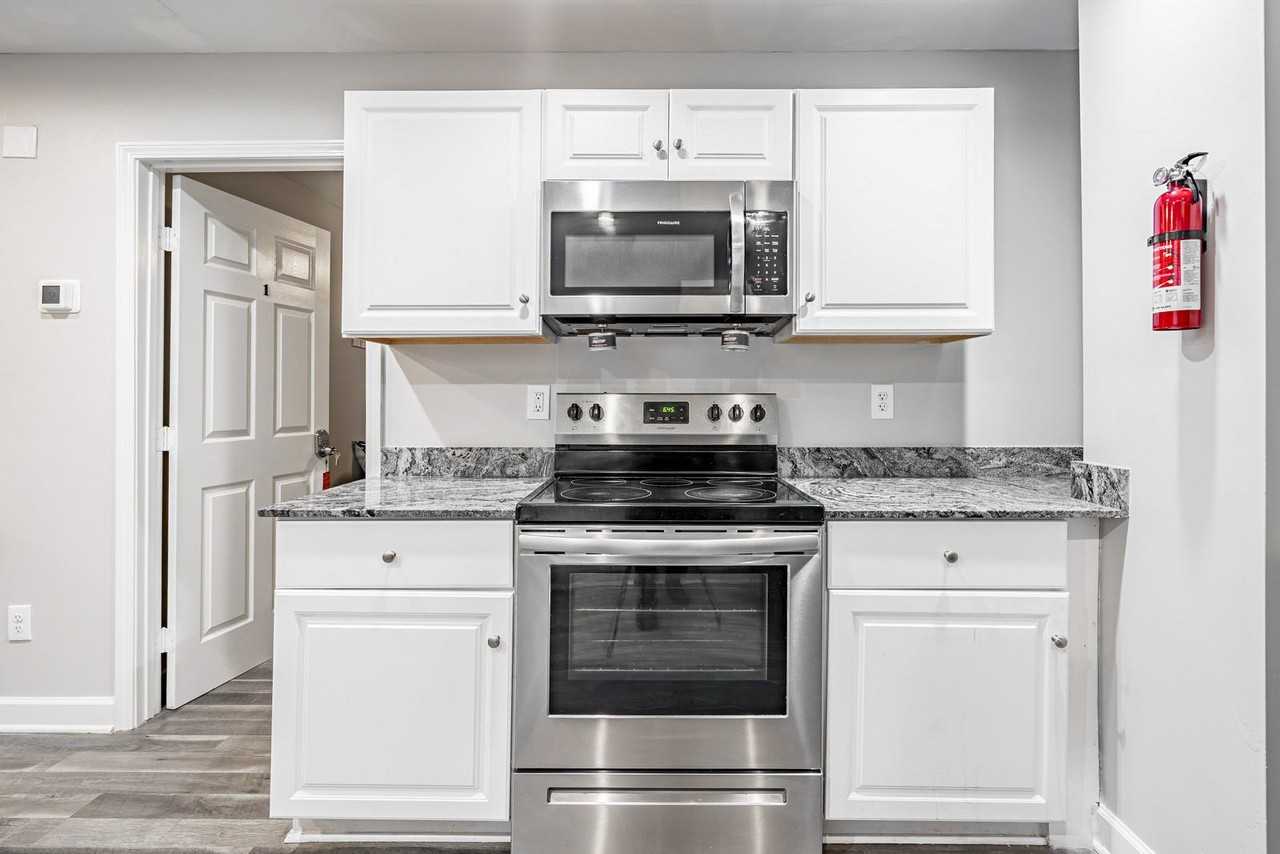 Dovers Aly Sw - Photo 2 of 18