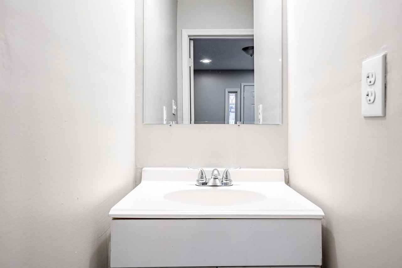 Dovers Aly Sw - Photo 3 of 18