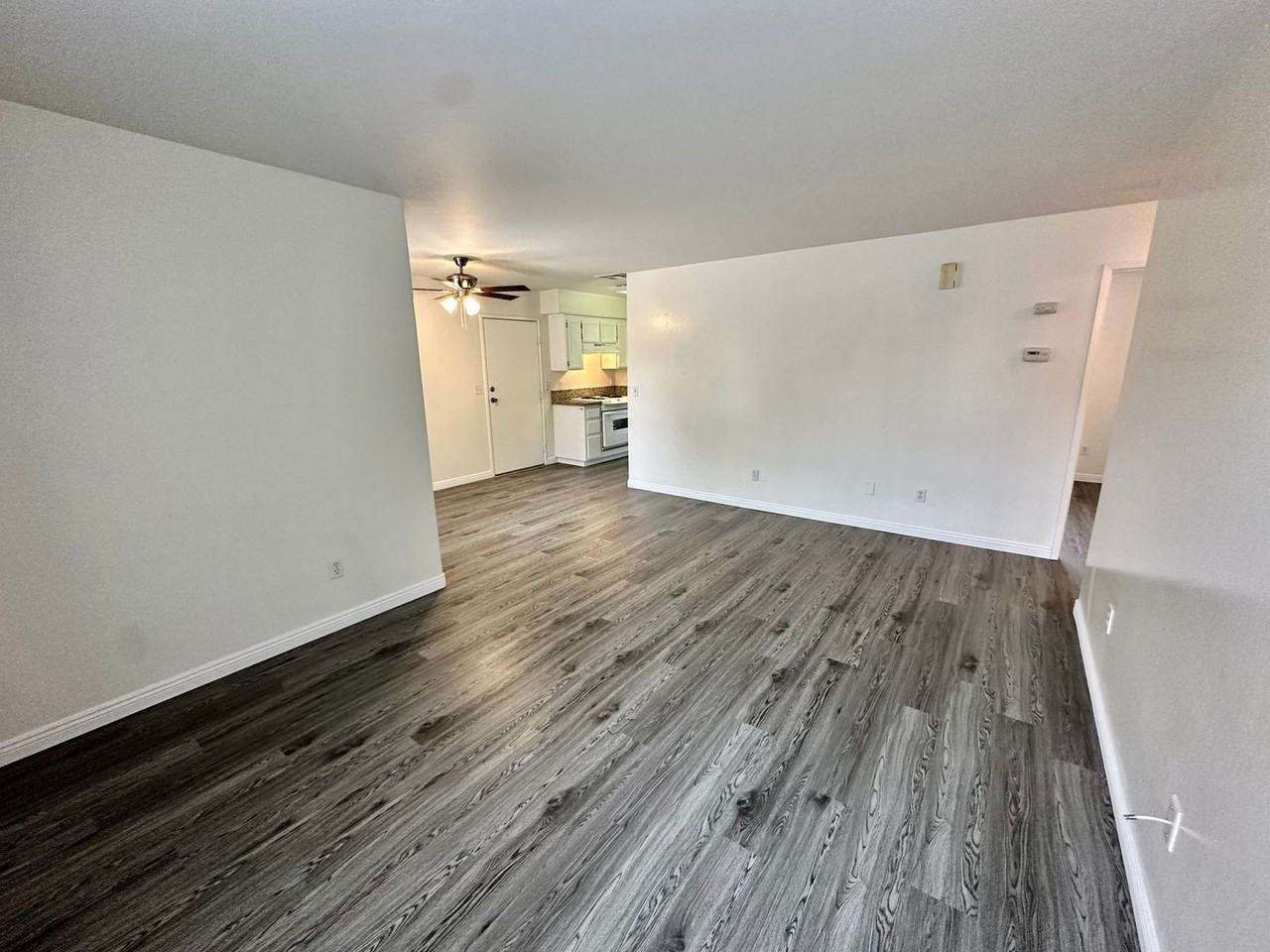 Whitewater 8110 - Photo 2 of 14